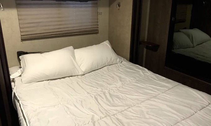 Boulder Creek Cabin | By The River - RV Masoods Lodge Boulder Creek, CA