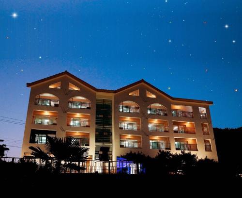 Byeonsan House | Byeonsanbando Jayjay Resort