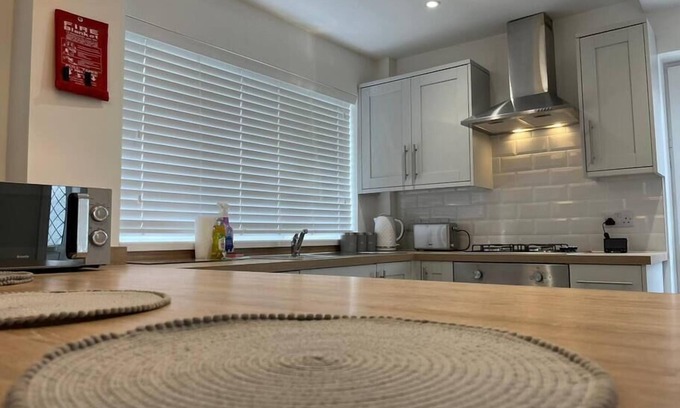 Landore Apartment | Byng! This one's for you - TV in Every Bedroom!