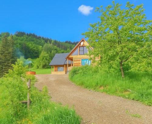Piatra Fantanele House | Căsuța de la munte