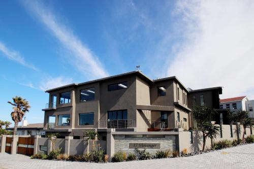 Melkbosstrand Bed & Breakfast | C' la Vie Luxury Accommodation