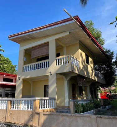 Mambajao Hotel | C - Side Inn