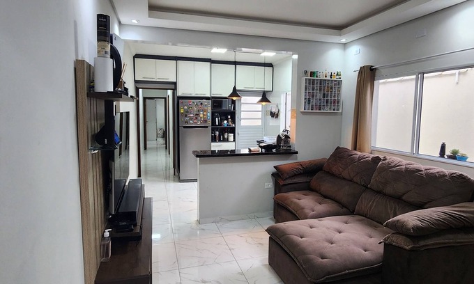 Mongagua House | Casa com Piscina e Ar Condicionado em Mongagua 5 Minutos da Praia