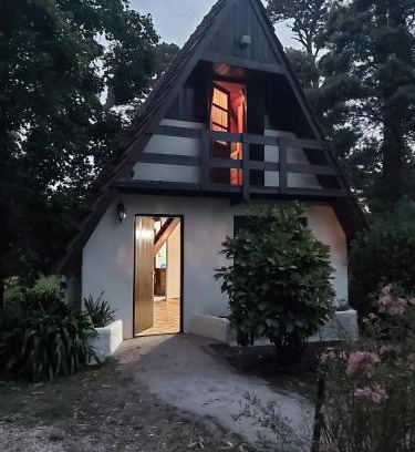 Bosque Peralta Ramos House | Cabaña Bosque peralta ramos