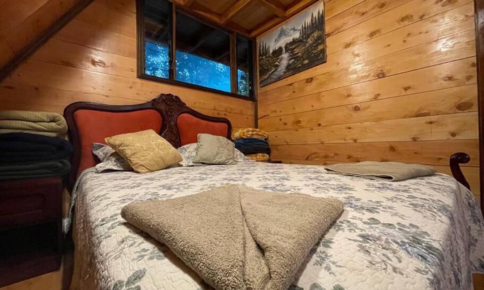 San Isidro Ski Chalet | Cabaña de montaña La Hortensia Cerro de La Muerte De La Cañuela Cloudforest