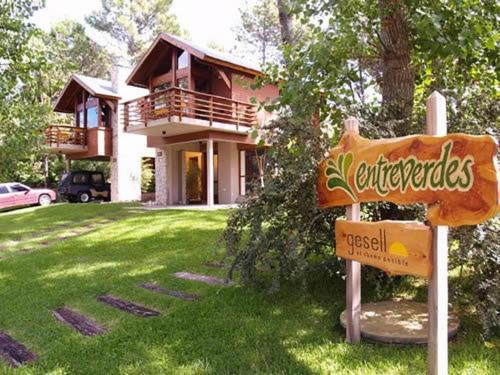 Villa Gesell Cabin | Cabañas Entreverdes