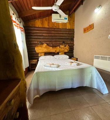 Falda del Carmen House | Cabañas Estancia del Valle