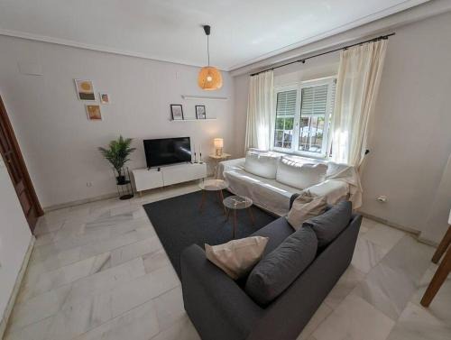 San Basilio Apartment | Caballerizas Reales