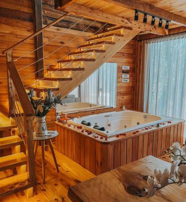 Nova Petropolis Apartment | Cabana Rústica com vista para as Montanhas