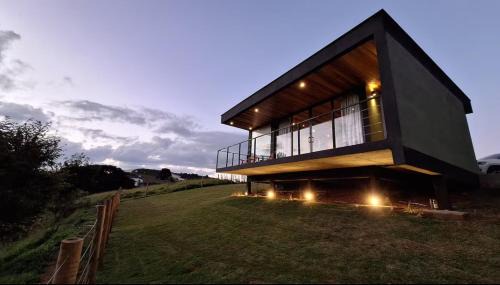 Costas House | Cabanas 3quedas - Gonçalves-MG