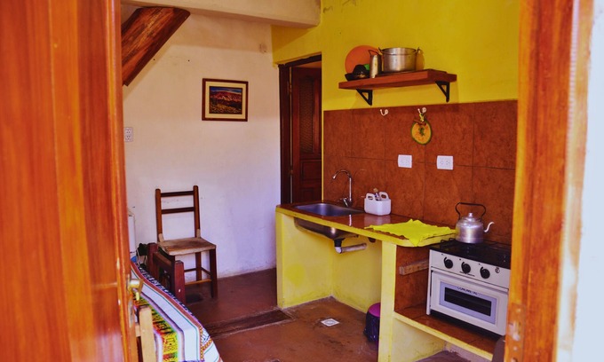 Maimara Cabin | Cabin 4 in Cerro San Martín| Sleeps 6| The heart of the Quebrada, Maimará, Jujuy