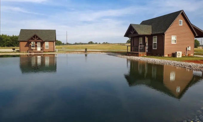Muscle Shoals Cabin | Cabin A by the Pond - King Bed - Swimming Pool