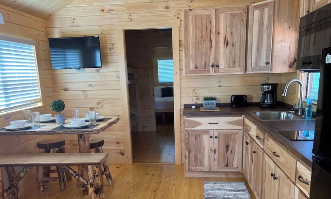 Marion Cabin | Cabin C18 in private resort