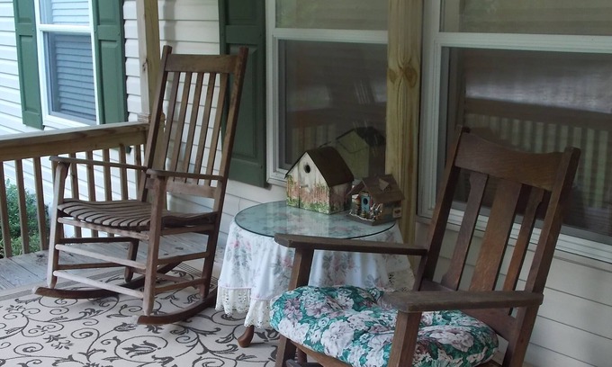 Crawfordville Cottage | Cabin Located in a Birding and Fishing Paradise