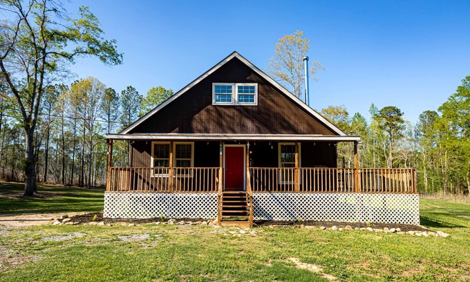 Alexander City Cabin | Cabin On 40 Acres