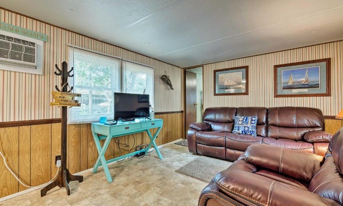 Steinhatchee House | Cabin with Fire Pit, Walk to Steinhatchee River!