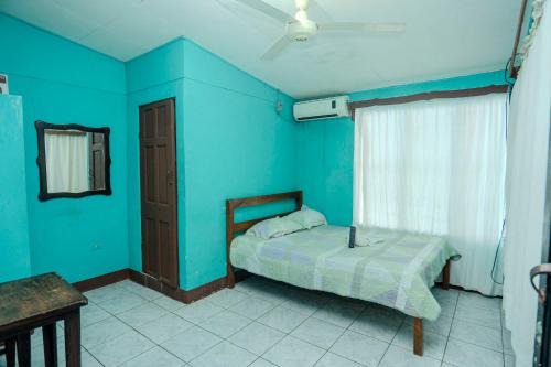 Quepos House | Cabinas Estefan