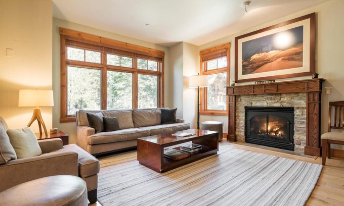 Crooked Pines House | Cabins 13