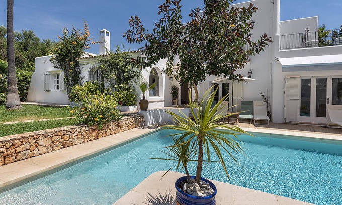Cala d'Or Villa | CALA D'OR STUNNING PRIVATE VILLA + BUNGALOW 10 MIN WALK TO BEACH!
