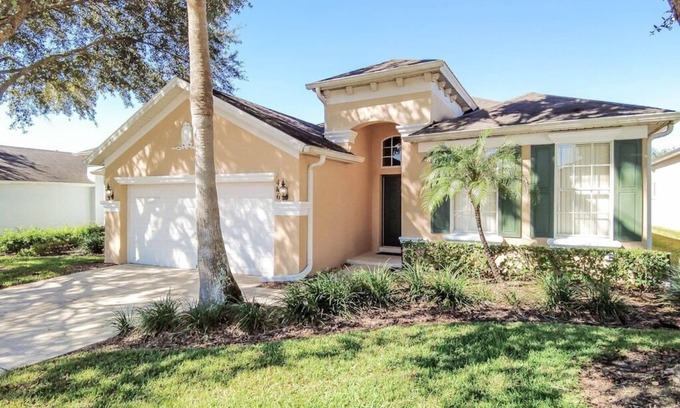 Calabay Parc House | Calabay Paradise -Beautiful Home tucked away in quiet community