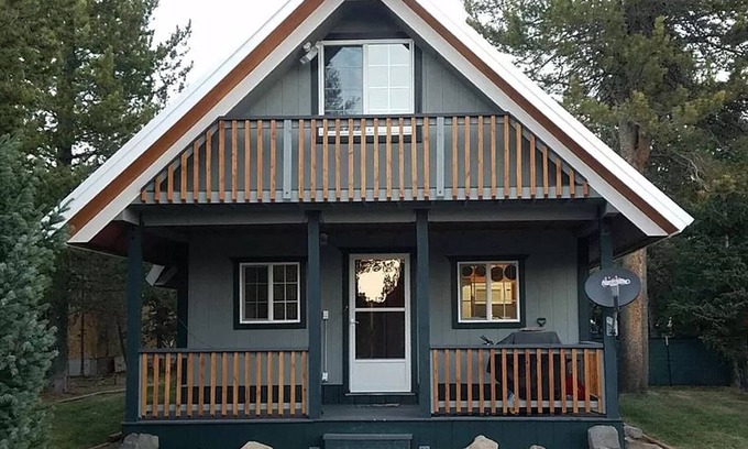 Island Park Cottage | Caldera Cottage Close To Yellowstone