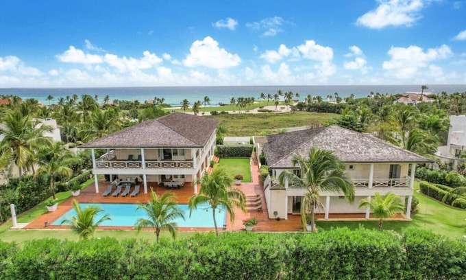 Punta Cana Villa | Caleton Estates 52: Elegant golf/ocean view villa w/big pool, staff & golf cart