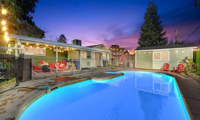 Sacramento House | CalExpo/Arden/HotTub/Pool/Firepit/BBQ/No Pet Fee