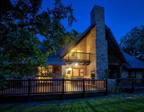 Hazyview Resort | Cambalala - Luxury Units - in Kruger Park Lodge - Serviced Daily, Free Wi-Fi