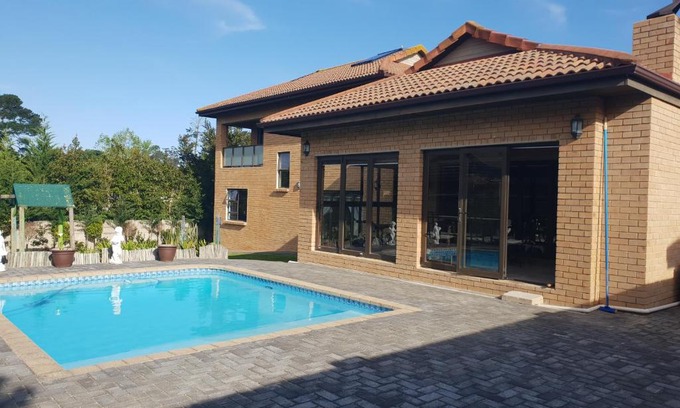 George Apartment | Camello