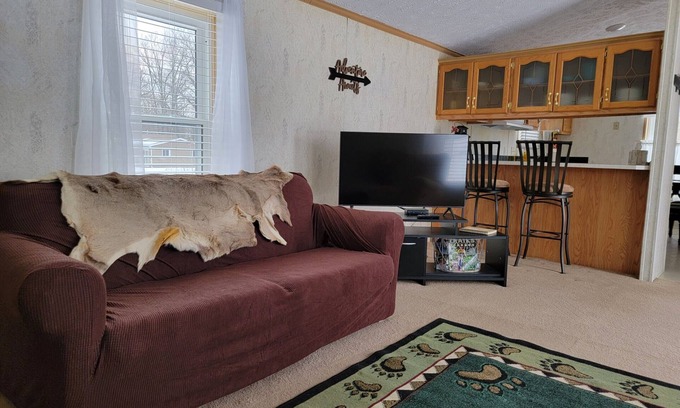 Dickson Township House | CAMP SMOKEY Manistee River/Tippy Dam/Caberfae Getaway! Read our reviews!