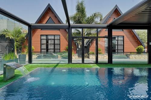 Yarka Bed & Breakfast | Campanga nera - ארבע בקתות מהממות עם בריכה מחוממת וג'קוזי