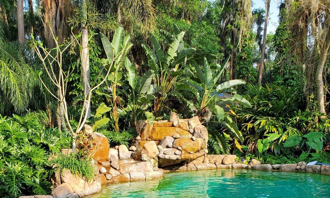 Keystone House | Camper on the Waters Edge