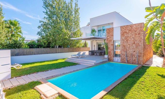 Sa Rapita Villa | CAN BOSQUERRÓ - Villa with private pool and free WiFi in Sa Ràpita