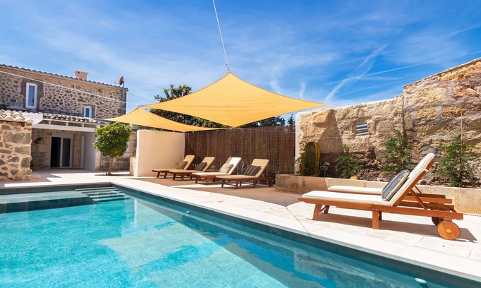 Maria de la Salut House | Can Granado - tranquility, design and comfort