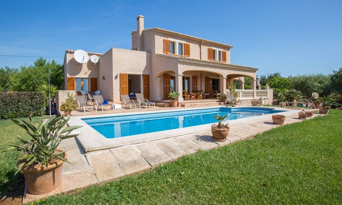 Santanyi Villa | CAN MARINES - Villa with private pool in Calonge - Santanyí. Free WiFi.
