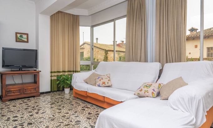 Costitx Ski Chalet | Can Rei (Costitx) - Three Bedroom Chalet, Sleeps 6