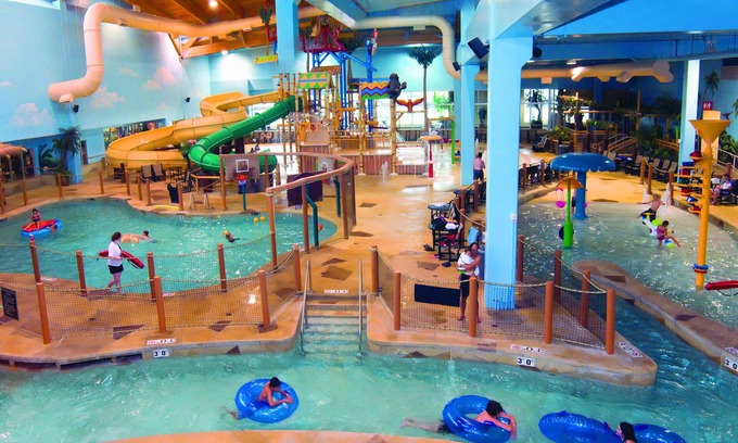 Grand Forks Hotel | Canad Inns Destination Center Grand Forks