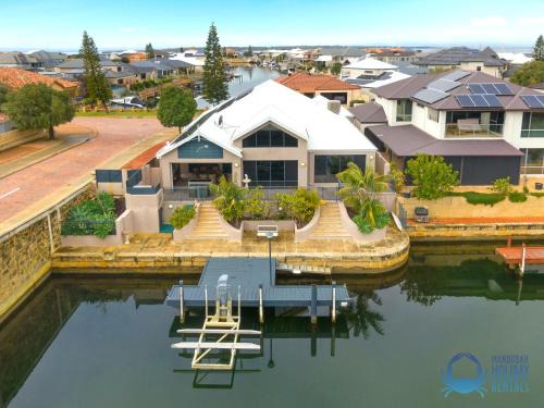 Wannanup House | Canal Escape in Wannanup