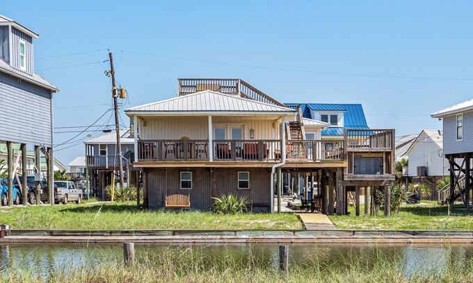 Silver Cay House | Canal front home with private pool! A block away from beach!