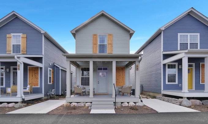 Ottawa House | Canal Port - 3 bed, 3.5 Bath