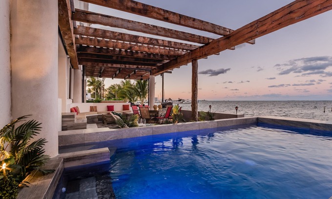 Zona Hotelera Villa | Cancun - Beach front Residence with Private Pool - Hotel Zone