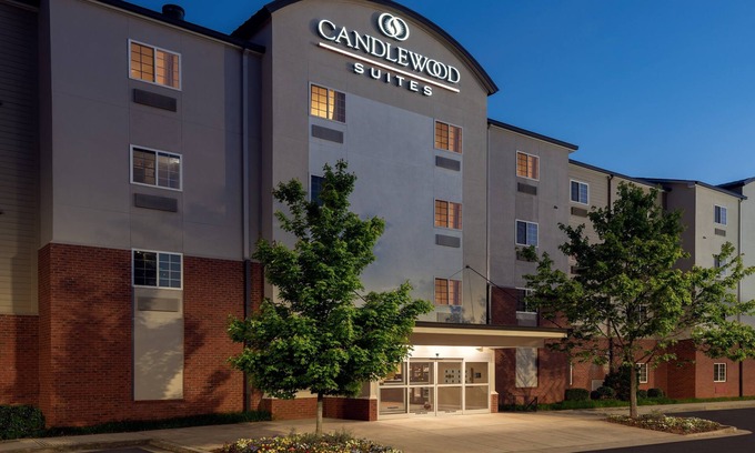 Athens Hotel | Candlewood Suites Athens by IHG