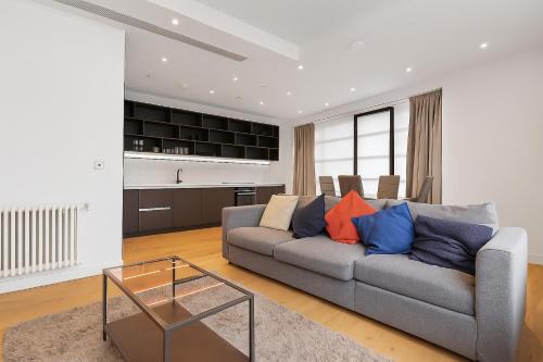 Canning Town Apartment | Canning Town 2 Bed Cityside