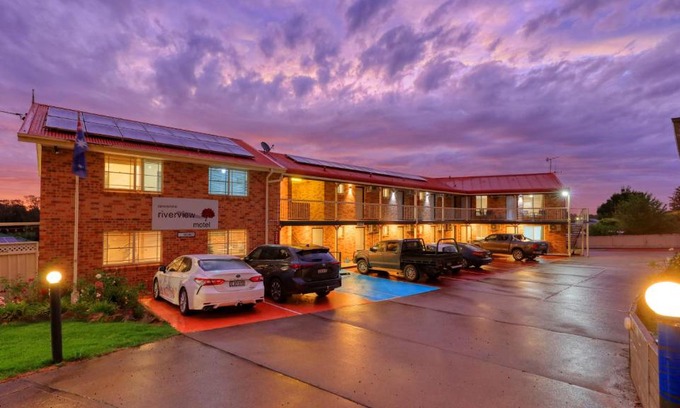 Canowindra Hotel | Canowindra Riverview Motel
