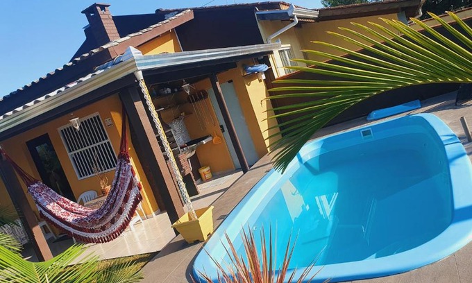 Itapoa House | Cantinho das Palmeiras em Itapoá- Casa c piscina p 6 pessoas