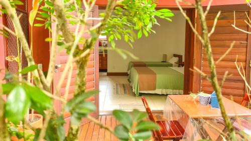 Barra da Lagoa Cabin | Canto dos Pássaros Suítes