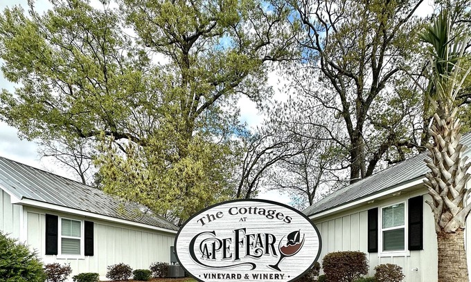 Elizabethtown Resort | Cape Fear Vineyard and Winery