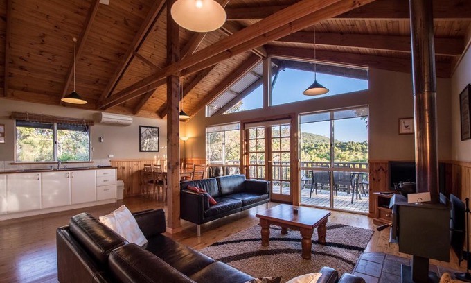 Lowlands Ski Chalet | Cape Howe Cottages