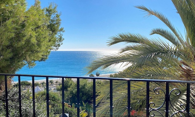 Chimenea Apartment | Capistrano Playa 206 by Casasol