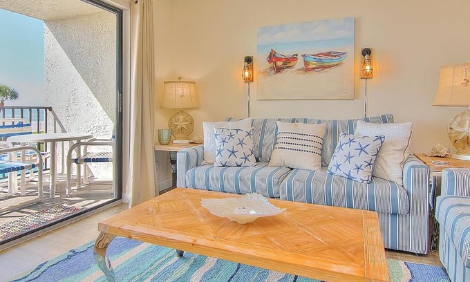 St. Pete Beach Hotel | Caprice Resort 102